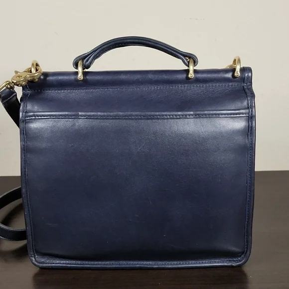 **SOLD**Vintage Coach Navy Willis #9927 - Picture 5 of 13